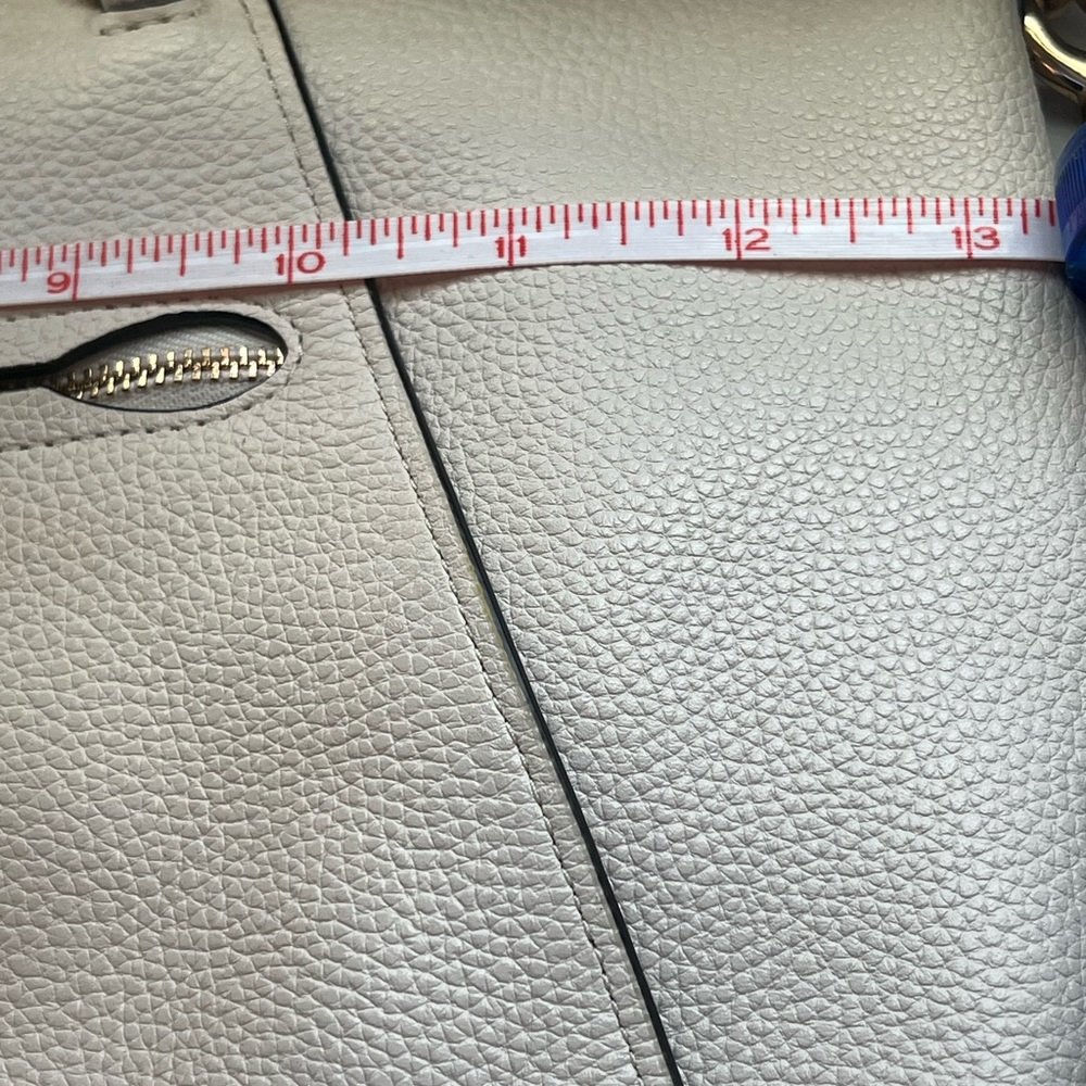 Coach ‼️‼️LIKE NEW ‼️‼️‼️pebbled leather Cream Crossbody Bag with Straps♥️♥️♥️ - Picture 14 of 17